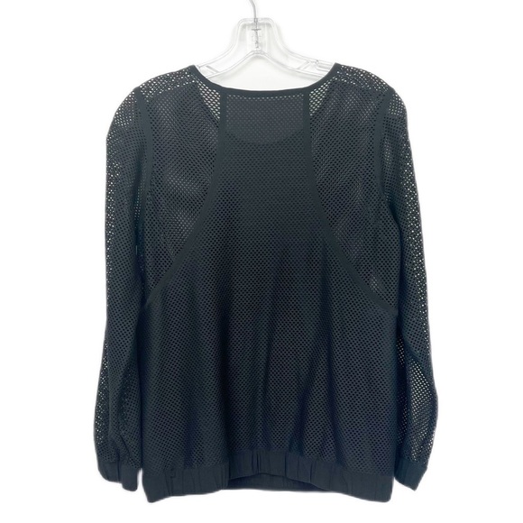 EUC Lululemon | Mesh On Mesh Pop Over Size 6 (check measurements) - Picture 7 of 8